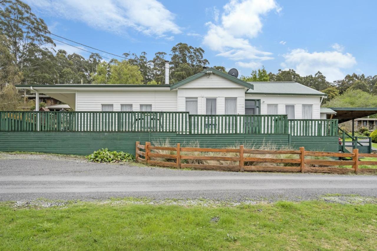 Mole Creek Cabins Exterior foto